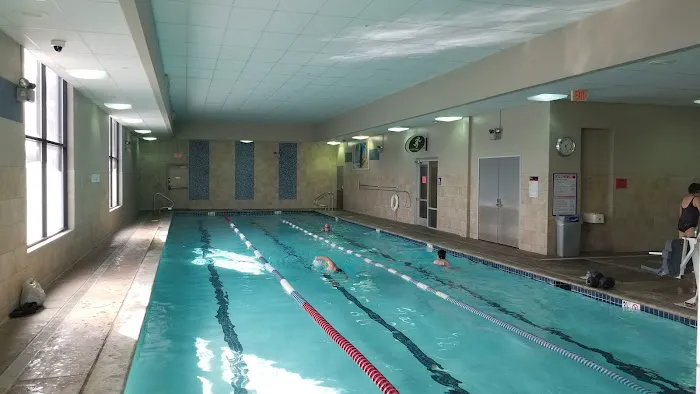 24 Hour Fitness Picture 5