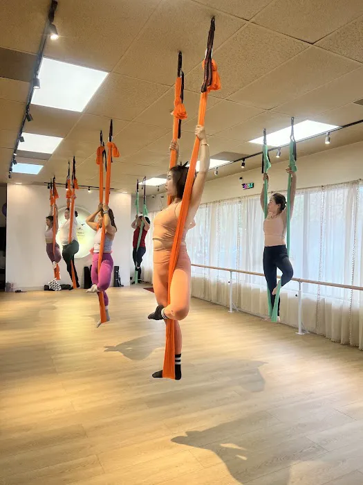 Yoga Me & Beyond Picture 4