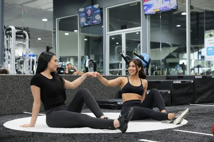 Curl Fitness - Diamond Bar Picture 3