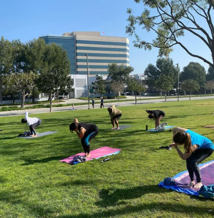 HOMTOWN Yoga Picture 10