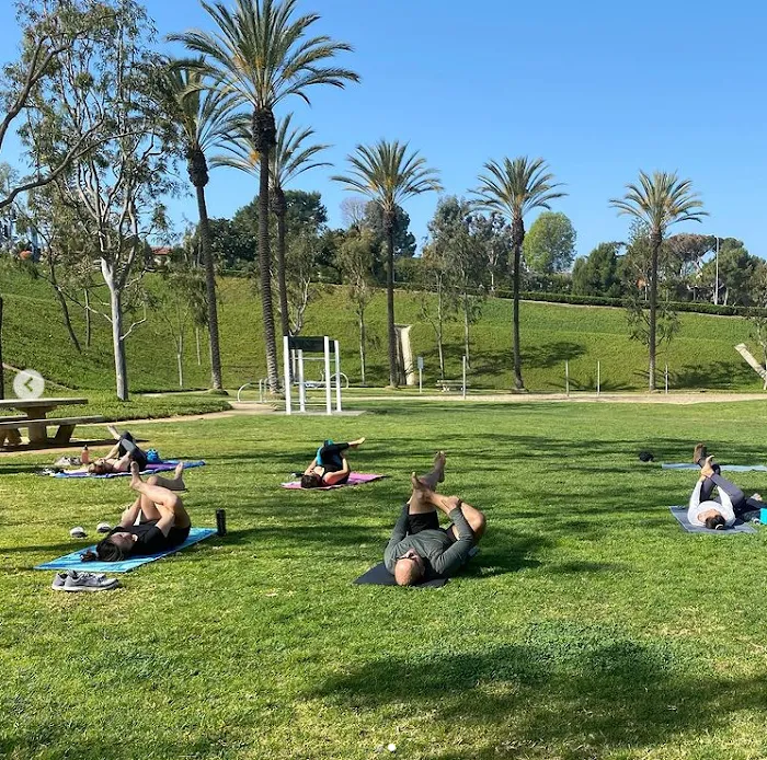 HOMTOWN Yoga Picture 9