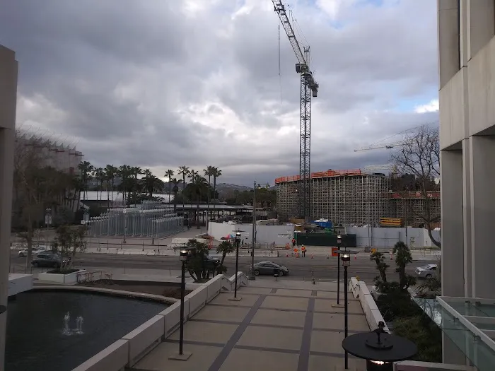 LA Fitness Picture 4