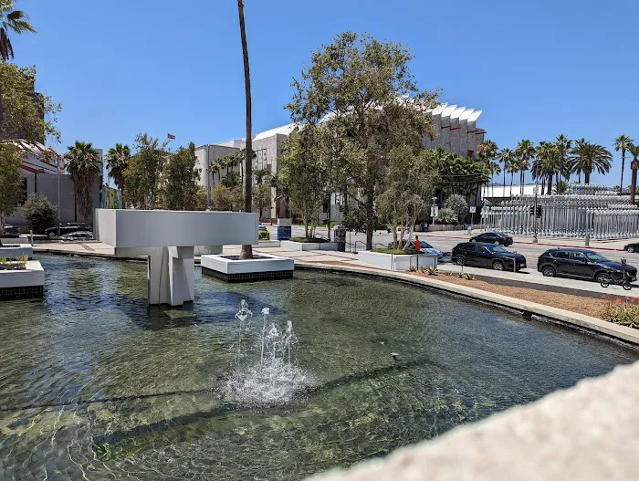 LA Fitness Picture 10