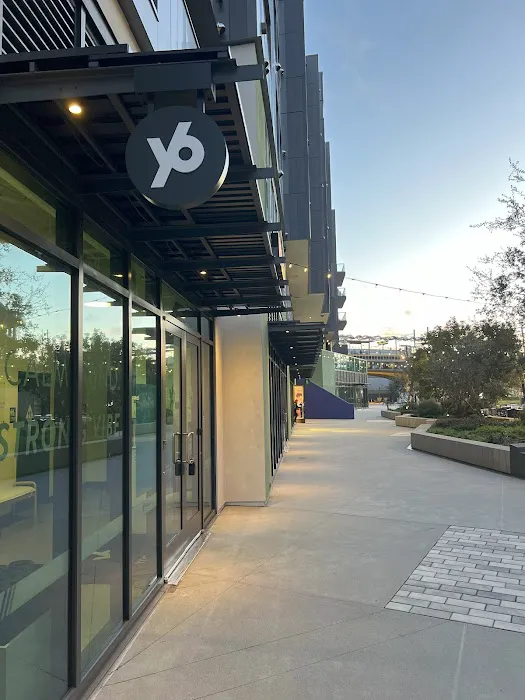 YogaSix Culver City Picture 7