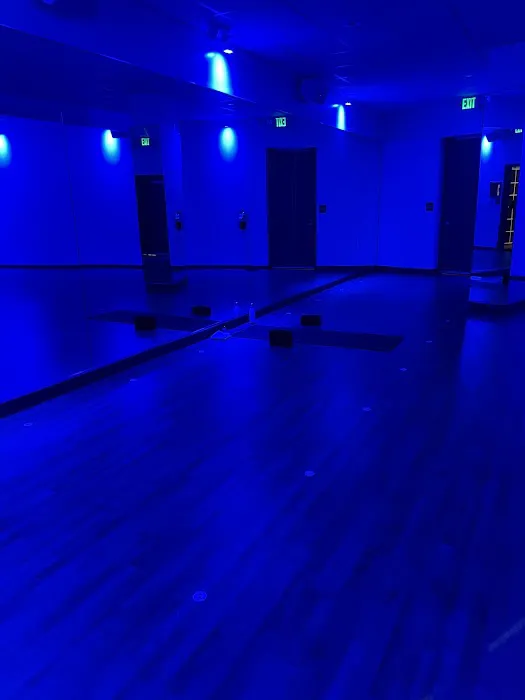 YogaSix Culver City Picture 4