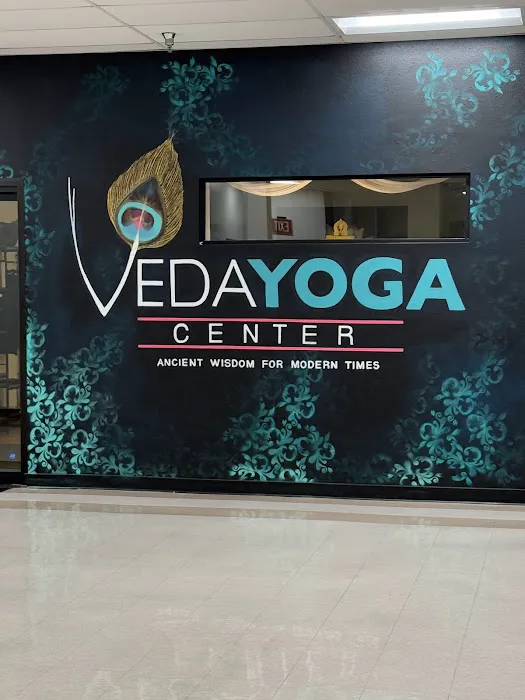 Veda Yoga - La Cienega Picture 9