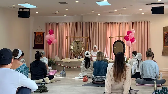 Nine Treasures Yoga Picture 9