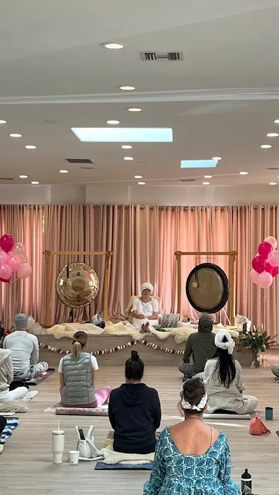 Nine Treasures Yoga Picture 6