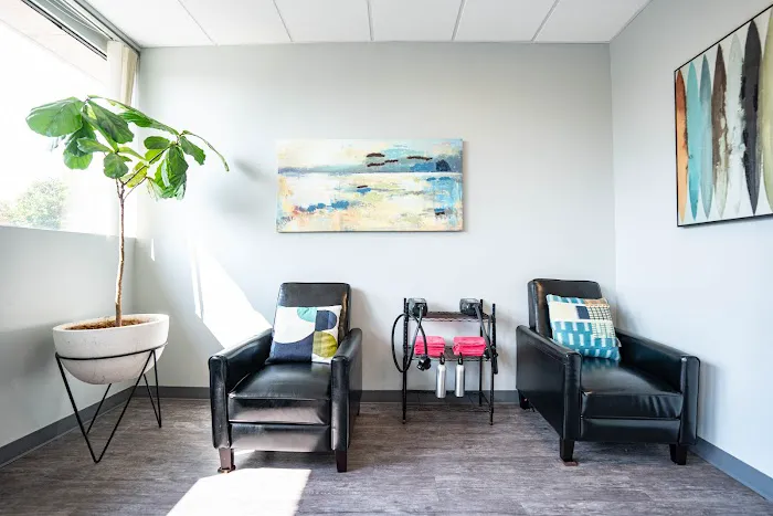 Studeo Beverly Hills Picture 6