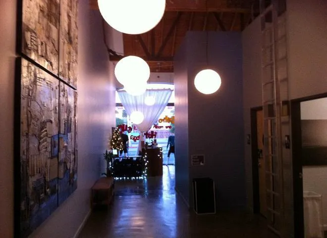 Modo Yoga LA Picture 7