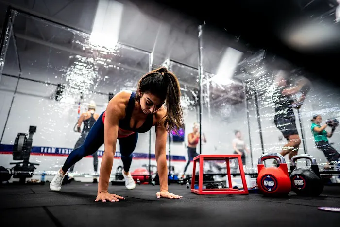 F45 Training Manhattan Beach Pacific Picture 10