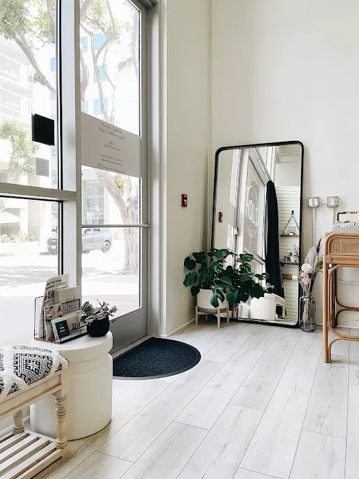 The Holō Collective Picture 3