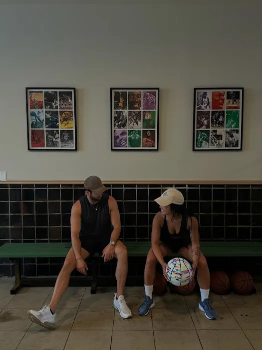 Harbor House Athletic Club Picture 5