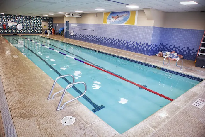 24 Hour Fitness Picture 7