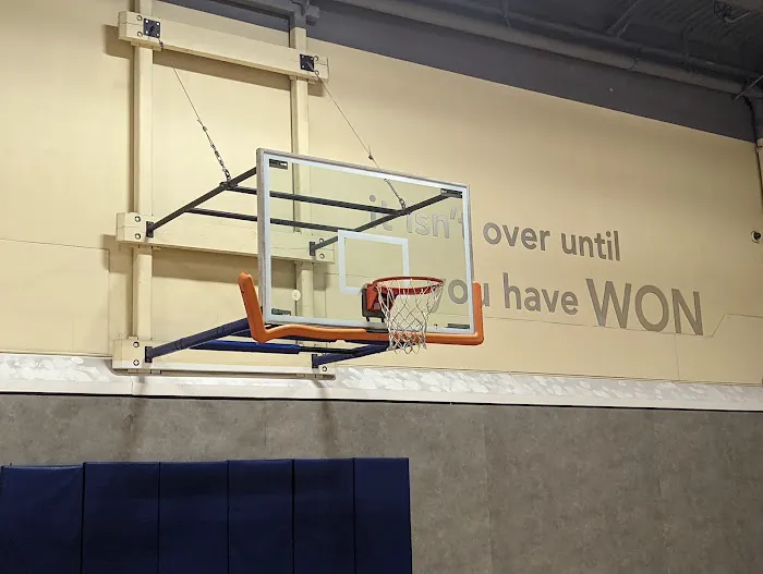 24 Hour Fitness Picture 5