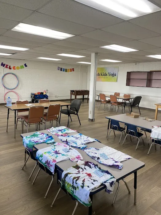 Beach Kids Yoga Picture 2