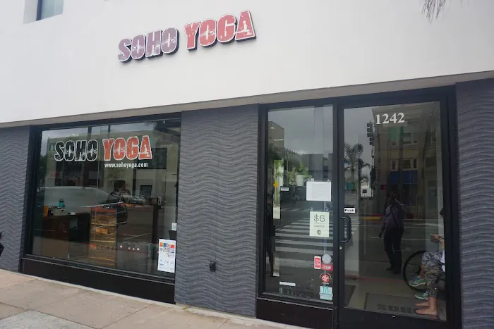 SoHo Yoga Picture 2