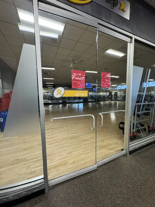 24 Hour Fitness Picture 3