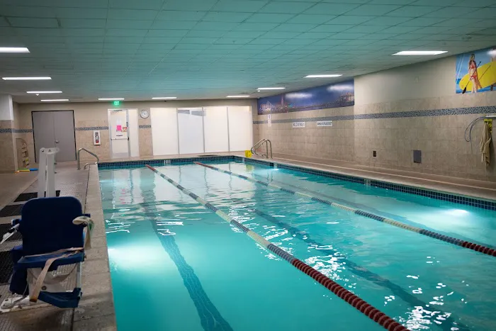 24 Hour Fitness Picture 2