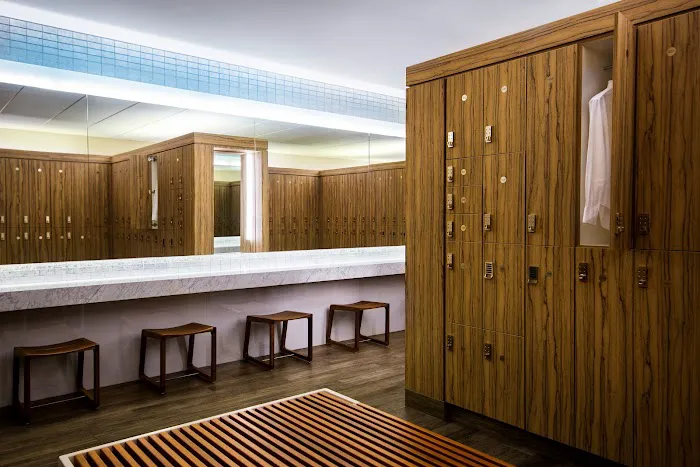 Equinox Glendale Picture 5