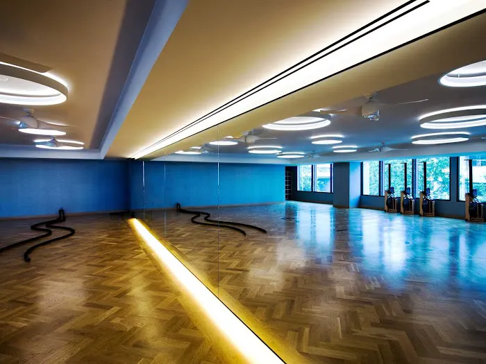 Equinox Glendale Picture 9