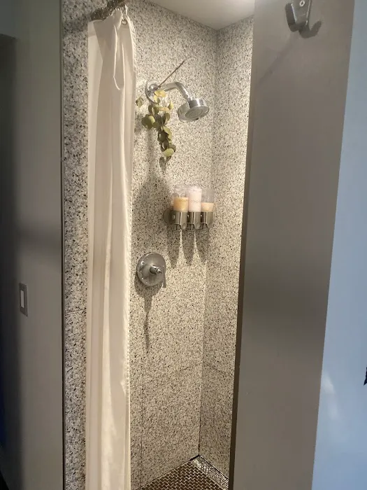 Sweat Yoga Playa Vista Picture 6