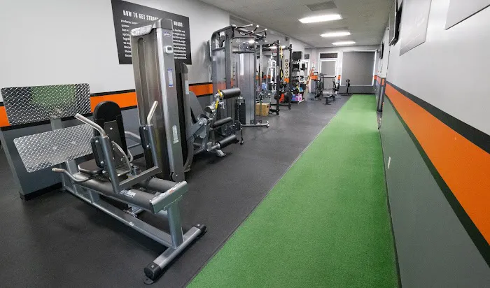 4 Star Gym / GTS Picture 3