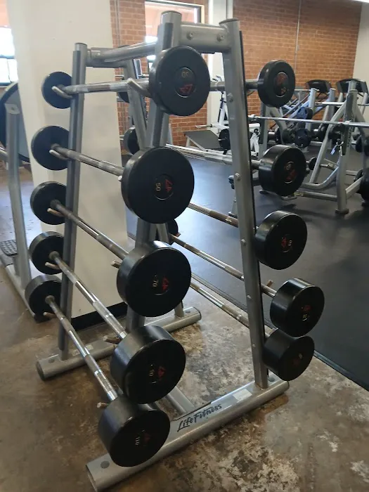 Easton Gym Co. El Segundo Picture 2