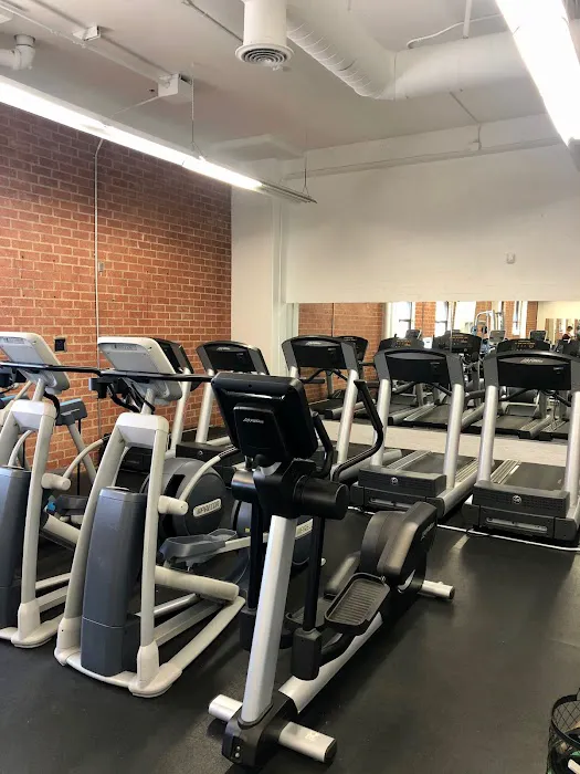 Easton Gym Co. El Segundo Picture 3