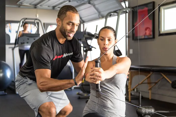 Estrada Fitness Clubs Picture 3