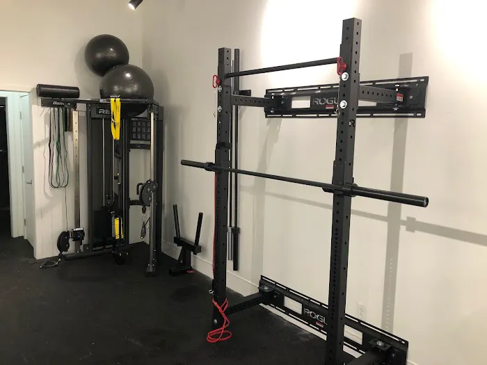 Virtuo Personal Training - Gym - Group Fitness & Nutrition Coaching Picture 9