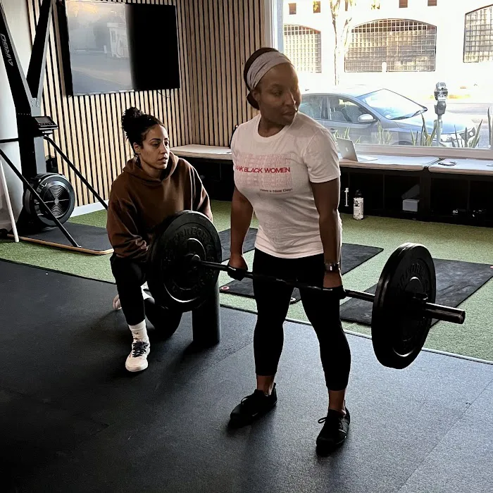 Virtuo Personal Training - Gym - Group Fitness & Nutrition Coaching Picture 4