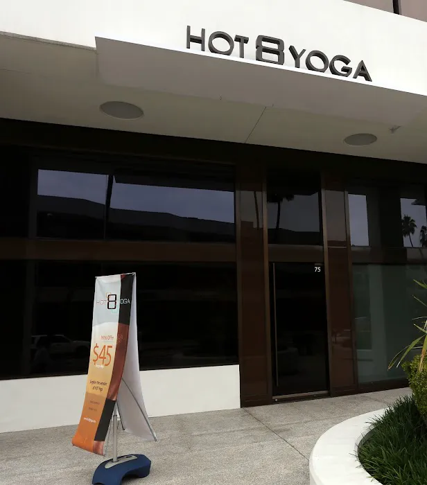 Hot 8 Yoga Picture 5