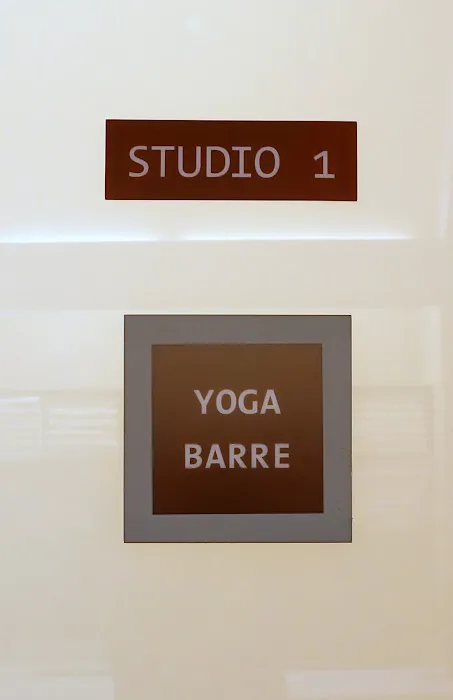 Hot 8 Yoga Picture 1