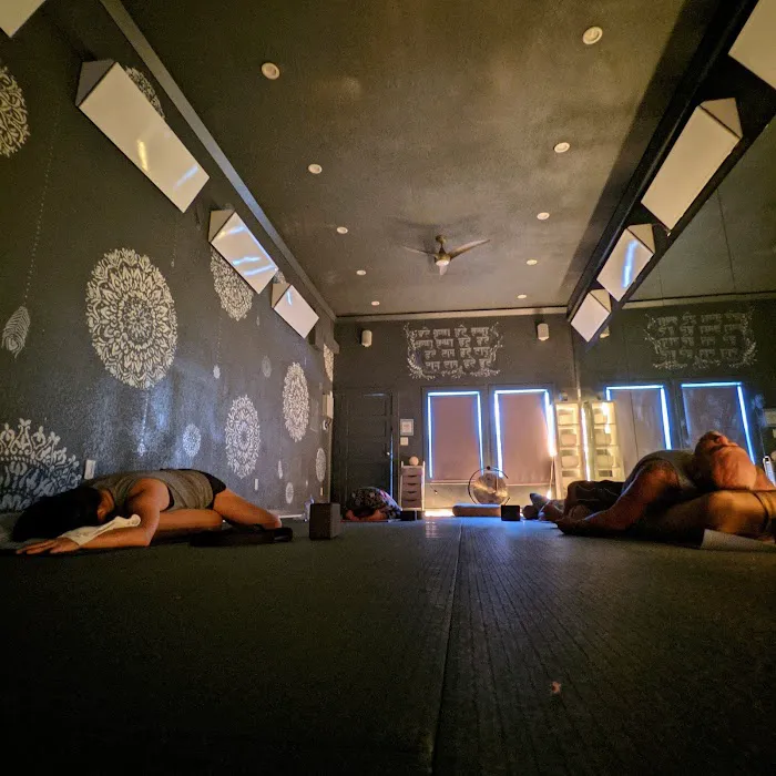 Veda Yoga - Venice Picture 3