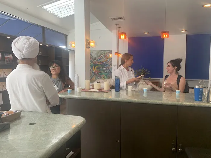 Kundalini LA Picture 4