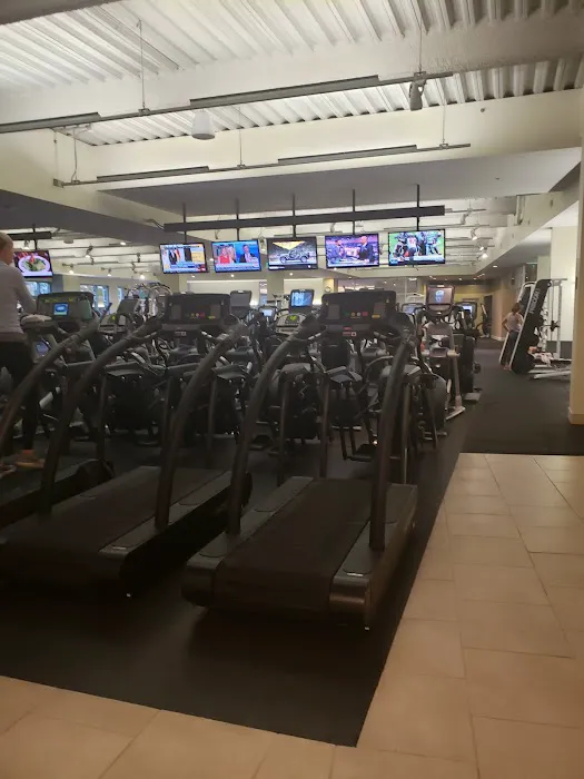 Equinox Newport Beach Picture 4