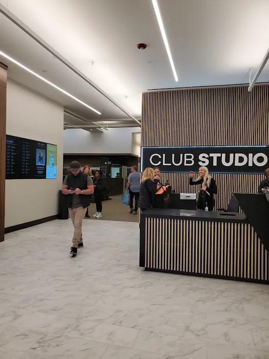 Club Studio Picture 4