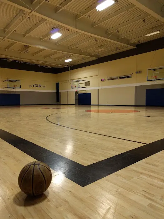 24 Hour Fitness Picture 5