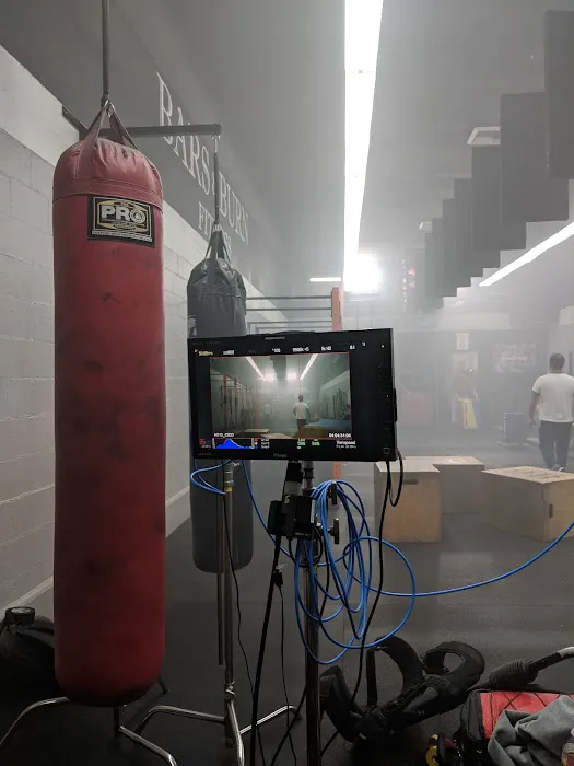 Bars & Burn Fitness Picture 10