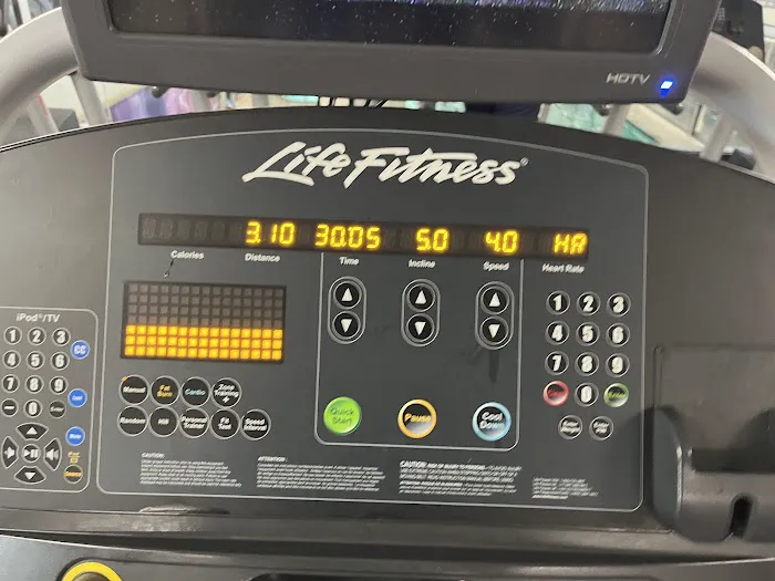 LA Fitness Picture 8