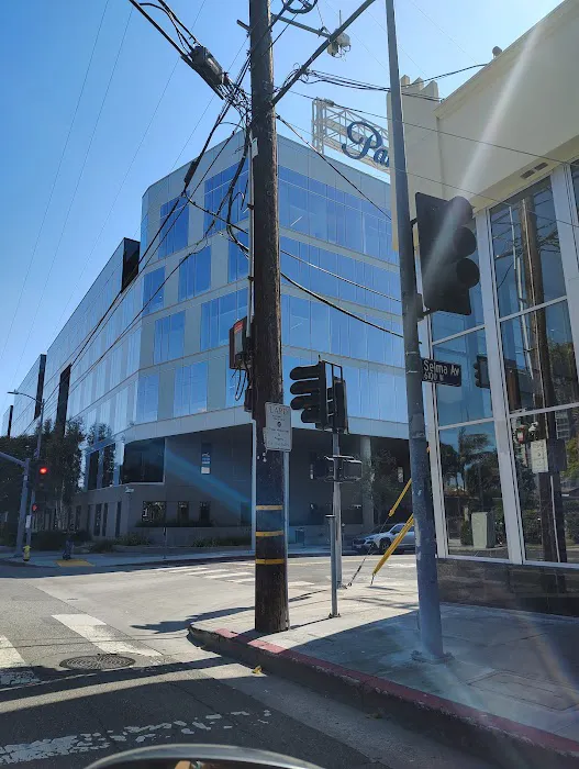 LA Fitness Picture 7