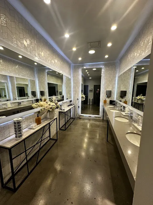 Barry's Hollywood Picture 6