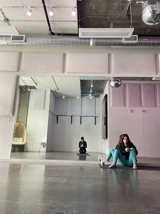 SPACE MVMT Picture 2