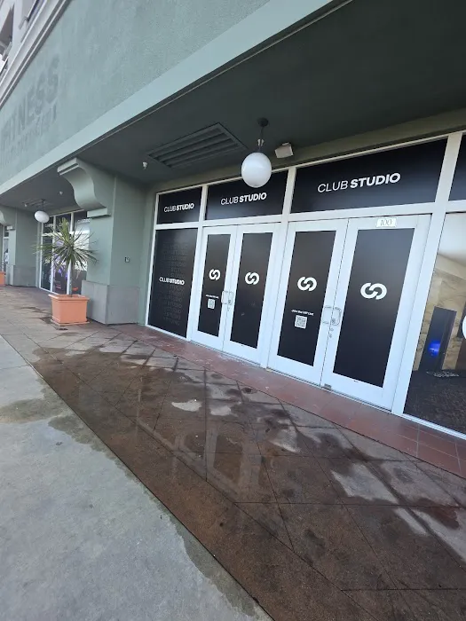 Club Studio Picture 2