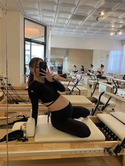 Reform Pilates LA Picture 7