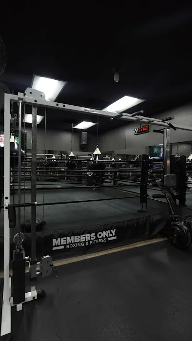 Members Only Boxing & Fitness Picture 1