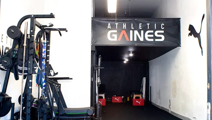 Athletic Gaines Picture 1