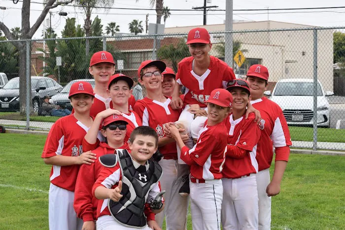 Luke Davis Field Picture 2