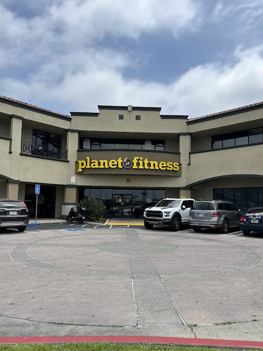 Planet Fitness Picture 4
